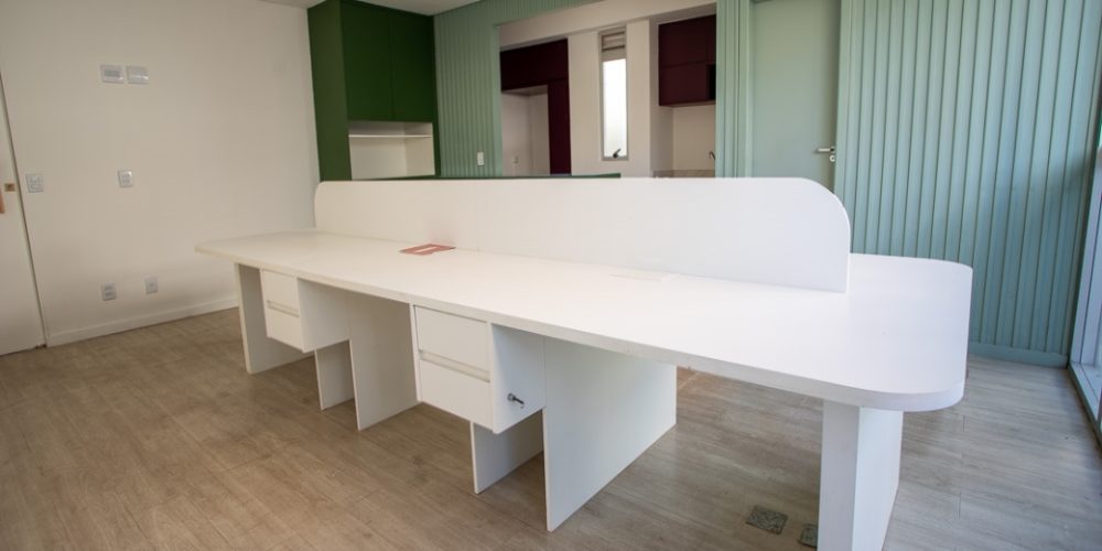 1365_3574_08